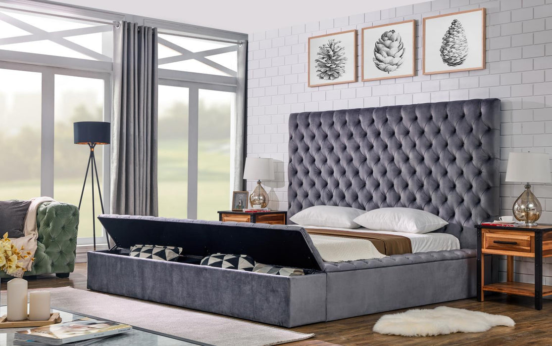 B563 - Velvet Bed
