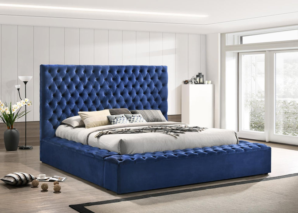 B564 - Velvet Bed