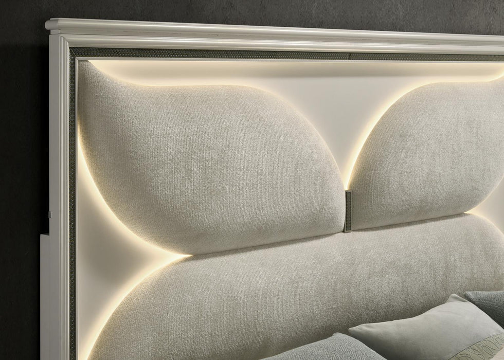 B029 - Bed