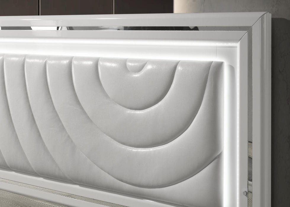 B119 - LED Bed