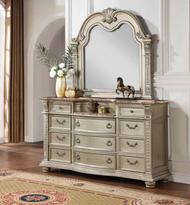 B055 - Dresser - Champagne