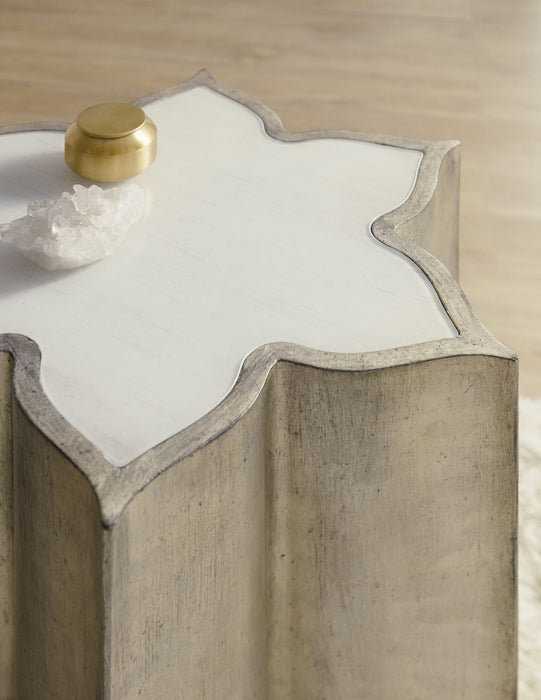 Sanctuary 2 - C Est La Vie Table