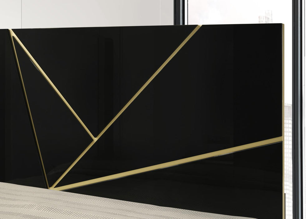 B120 - Bedroom Set