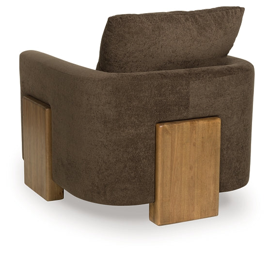 Dairlett Accent Chair