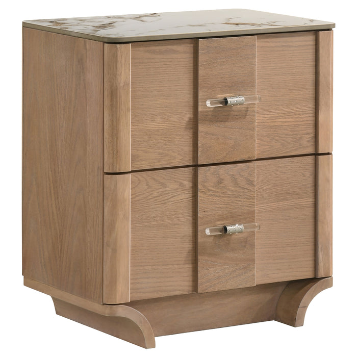 Leanne 5-piece Eastern King Bedroom Set Light Oak
