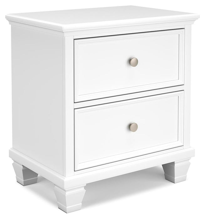 Fortman Full Panel Bed with Mirrored Dresser and Nightstand