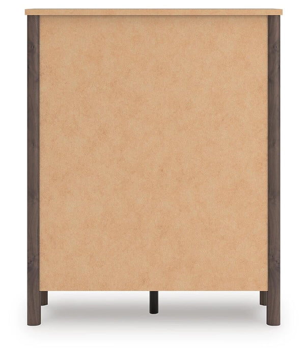 Pamytta Queen Panel Platform Bed, Dresser, Mirror, Chest and Nightstand