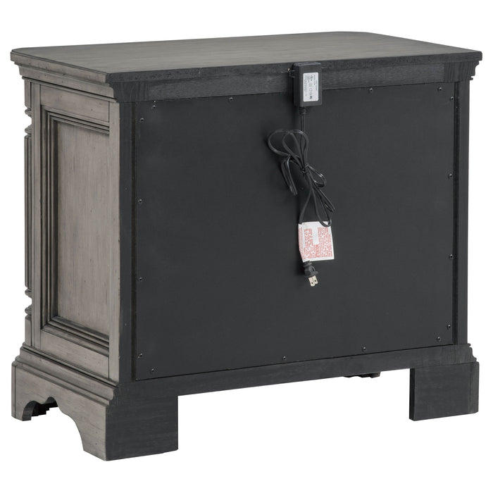 Cresswell 4-piece Eastern King Bedroom Set Weathered Taupe