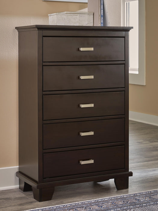 Covetown Five Drawer Chest