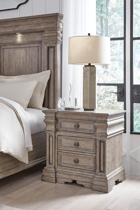 Ashley Express - Blairhurst Three Drawer Night Stand