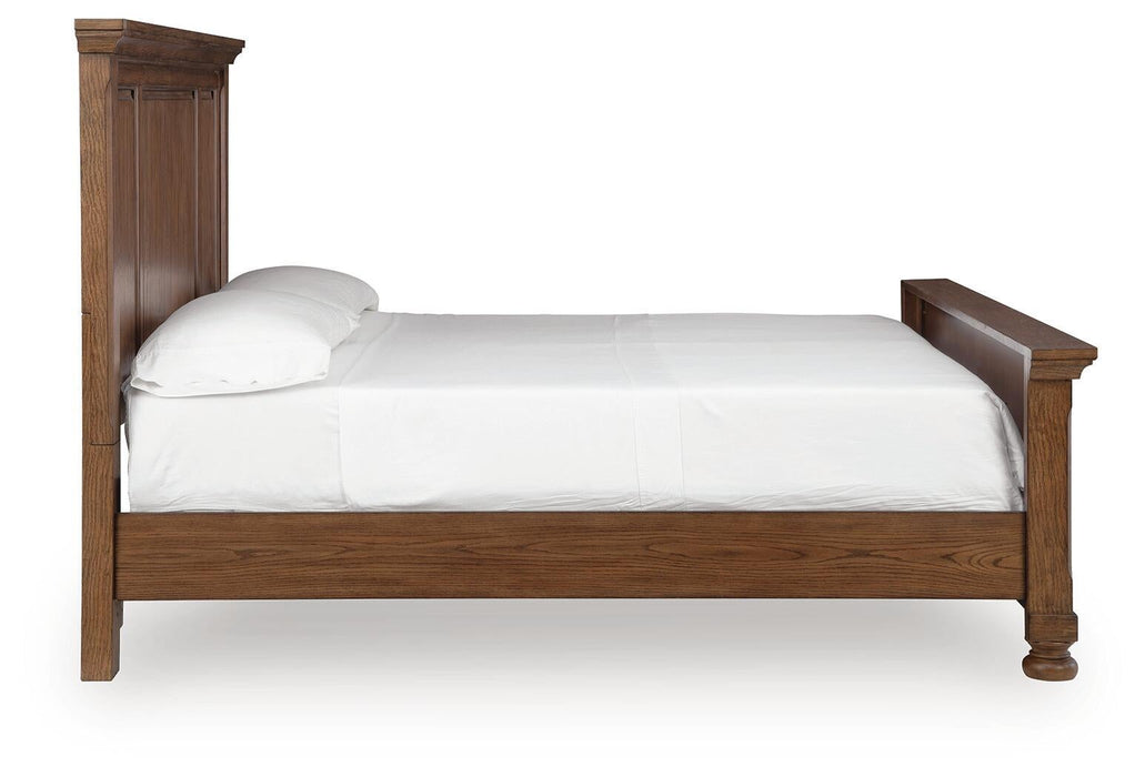 Zackaryn California King Panel Bed
